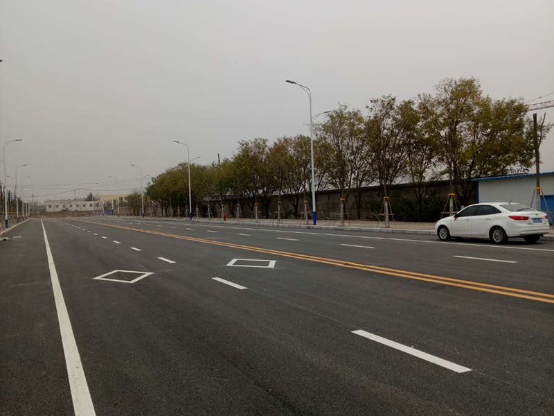 宋元瓷規(guī)劃二路道路、綠化及配套設(shè)施實景圖